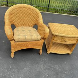 Amazing Wicker Wooden Chair & Side Table Set