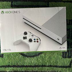 Xbox One S