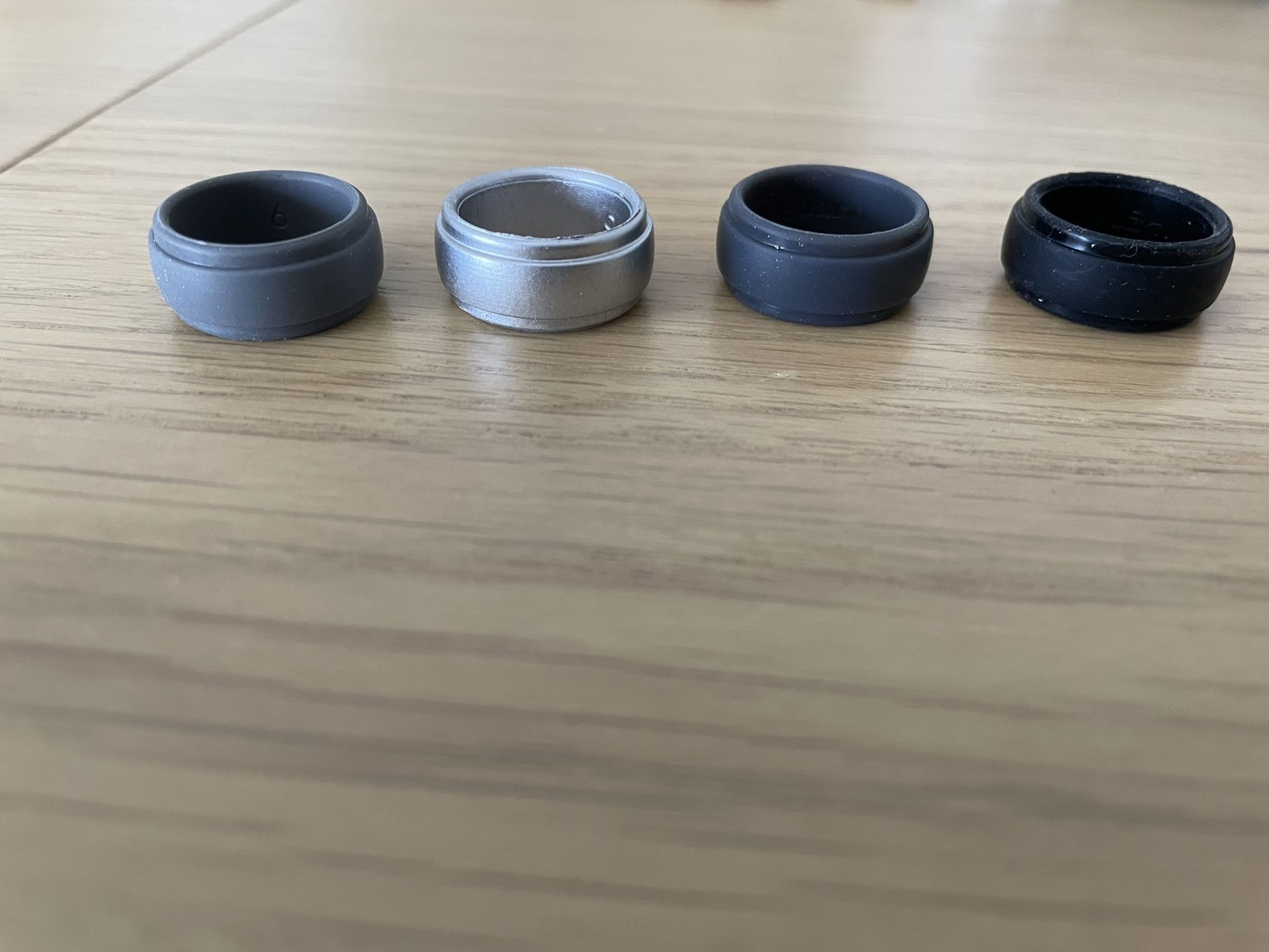 Silicone Ring 4-pack (size 5.5-6)