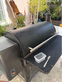 Traeger smoker grill
