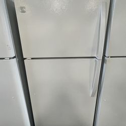 Refrigerator Kenmore 28”