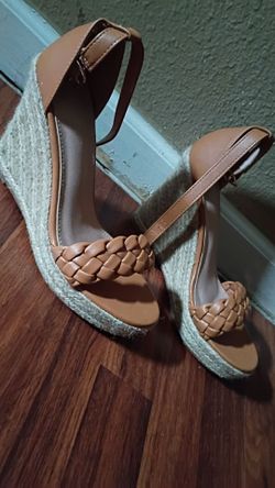 Women's brown wedges heels