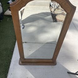 Vanity Mirror With Jewelry Storage