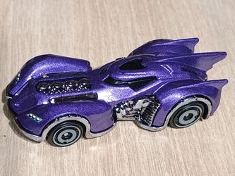 Hot Wheels Batman Arkham Asylum Batmobile Purple