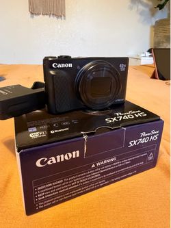 Canon SX740 HS