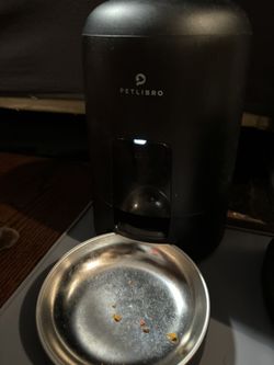 Food Feeder Pedibro