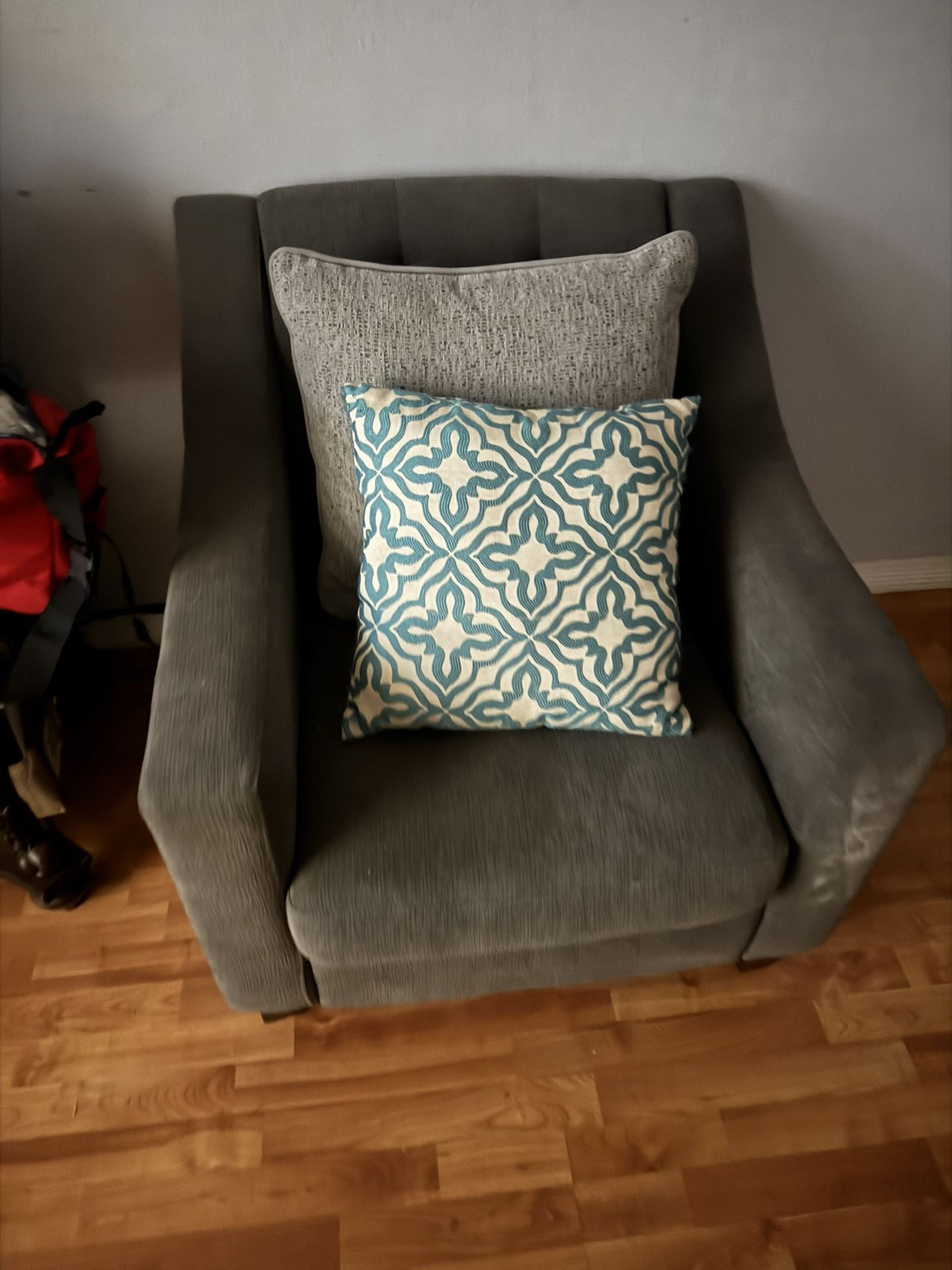 Couch And 2 Accent Chairs $300 Obo