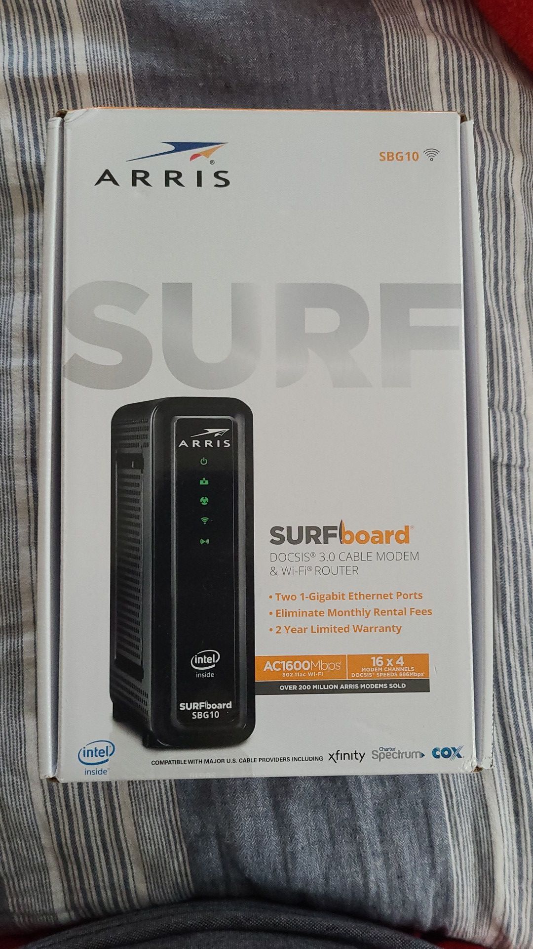 Cable modem an Wi-Fi router