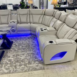 Power Reclining Sectional $1,999