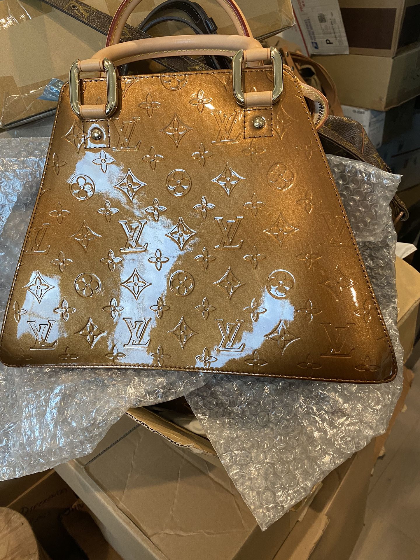 Louis Vuitton Cross Body Bag Good Condition