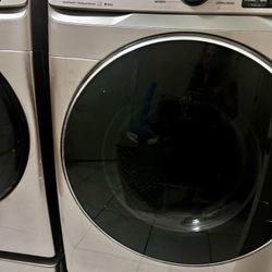 Samsung Washer/ Dryer 