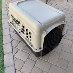 Intermediate Dog Crate