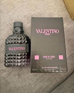 Valentino Born in Roma Intense cologne