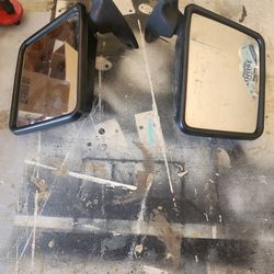 88-91 Ford Ranger Side Mirrors 