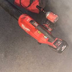 Milawauke Blower And Milawauke Drill