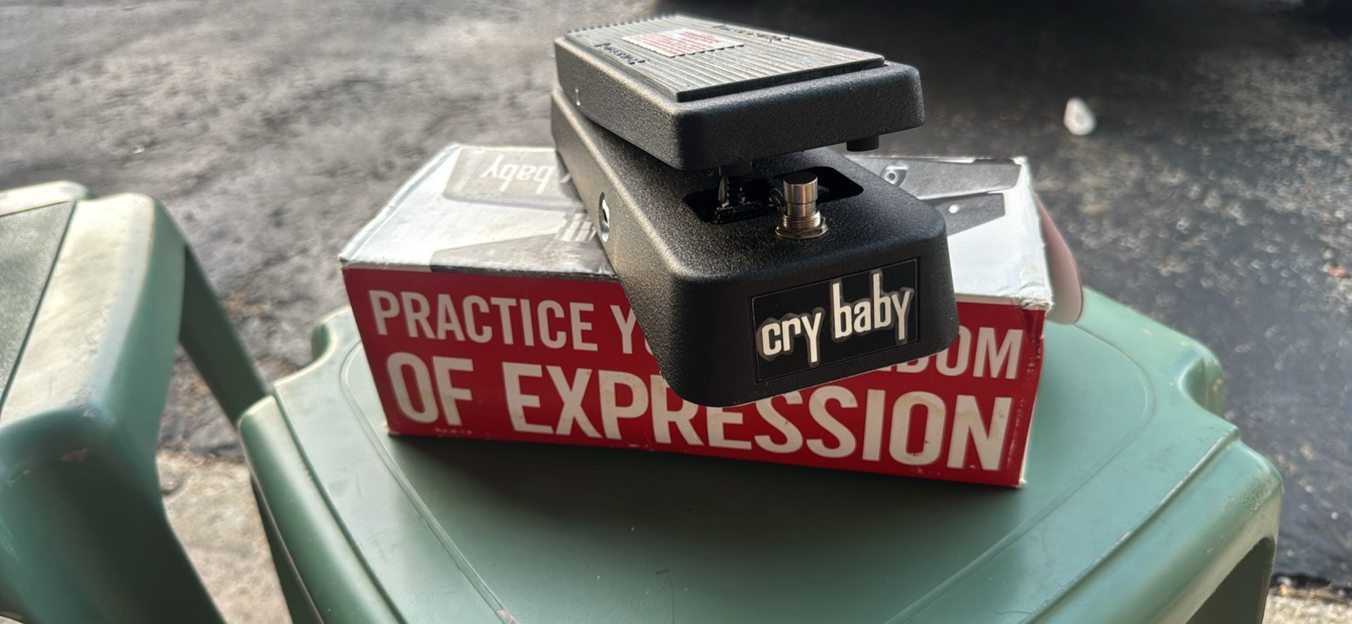 🎸🔥 Cry Baby Wah Pedal – Classic Rock Sound 🔥🎸