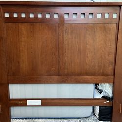 Stickley Highlands Bed Frame Queen, Excellent Condition