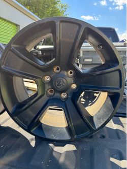 2021 RAM big horn 1500 rims 20 inch