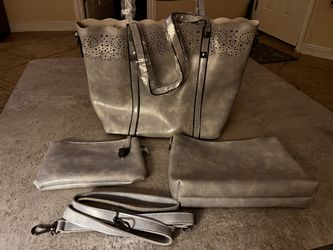 Light gray purse with change purse, and cosmetic purse
