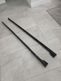 SIDE  SKIRTS