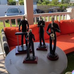 Set Of 4 Figurines