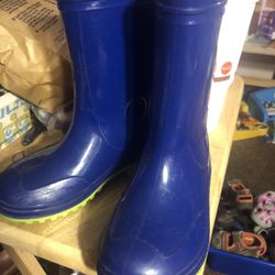 Youth Rainboots Navy And Green Sizes 10 And Size 1