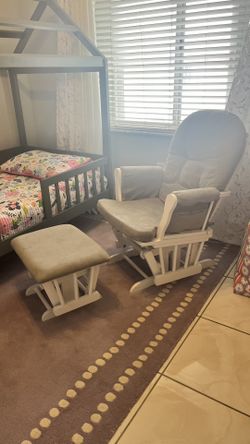 Maternity Chair