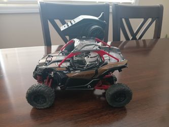Axial Yeti Jr. Can-am Maverick 4wd rc car