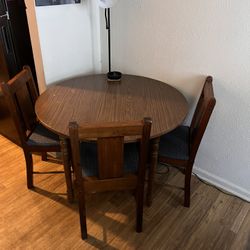 Kitchen Table With 4 Chairs 