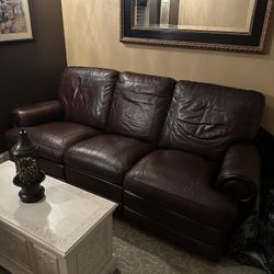 Leather Couch That Reclines 