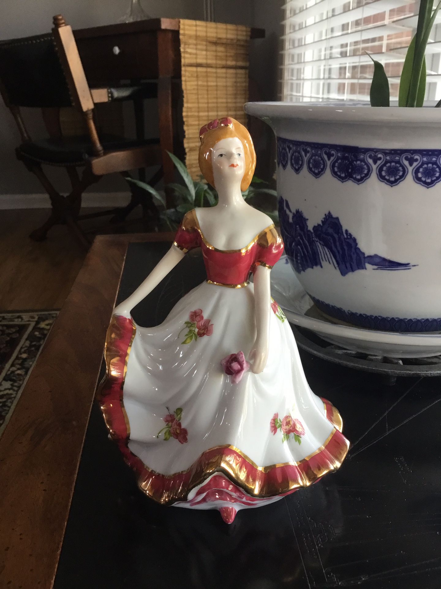 Vintage Porcelain Southern Belle Woman Statue 