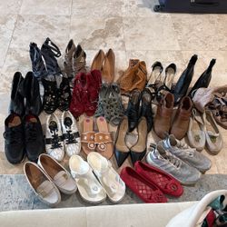 Múltiples Pares De Zapatos