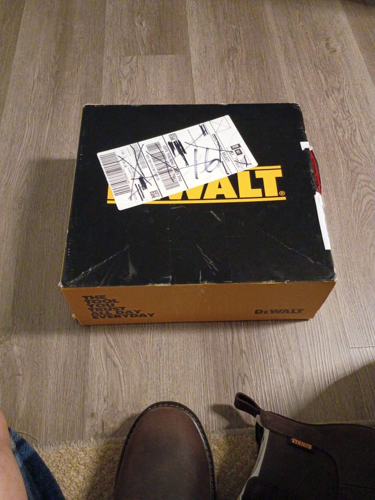 Brand New DEWALT Men's Shoes For Sale