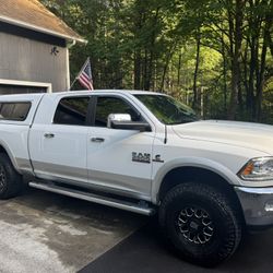 2016 Ram 2500 Laramie 4x4 Megacab Diesel 