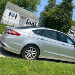 Ford Fusion 2015