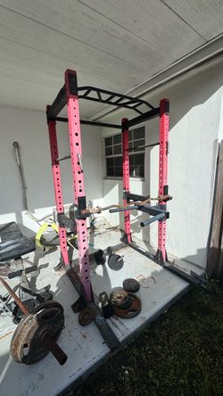 Ethos Power Rack with bench and weight bar and weight plates