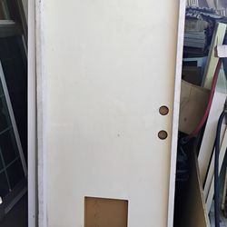 30x80 exterior door fiberglass Left hand, w/mini blinds opening, medium size dog, 🐕