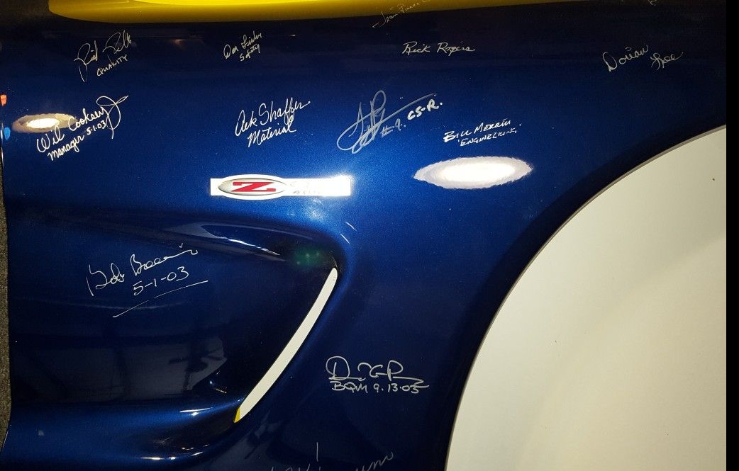 '04 Corvette Z06 Fender (Signed)