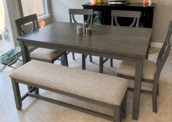 Dining Table Set NEW