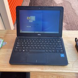 Dell Latitude, 31,90 Windows 11