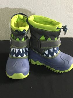 Boys insulated winter boots 