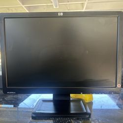 HP LE1901 19” COMPUTER MONITOR REFURBISHED