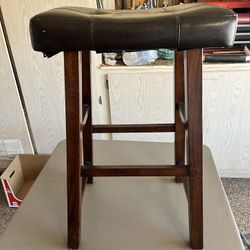 Bar stool