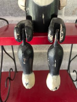 Vintage Folk Art Sitting Cat