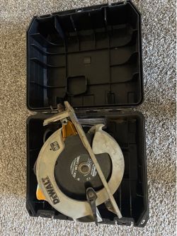 Dewalt corded saw