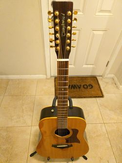 Tanglewood TW28/12 DLX 12-String Acoustic Guitar, Solid Spruce Top, Mohogany Back/Sides