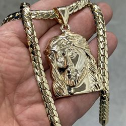 14k premium gold plated none tarnish Jesus pendant and necklace ✅✅✅