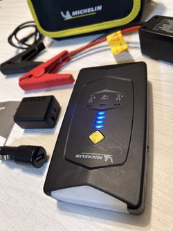 BATTERY JUMP STARTER & Power Bank. “Michelin “