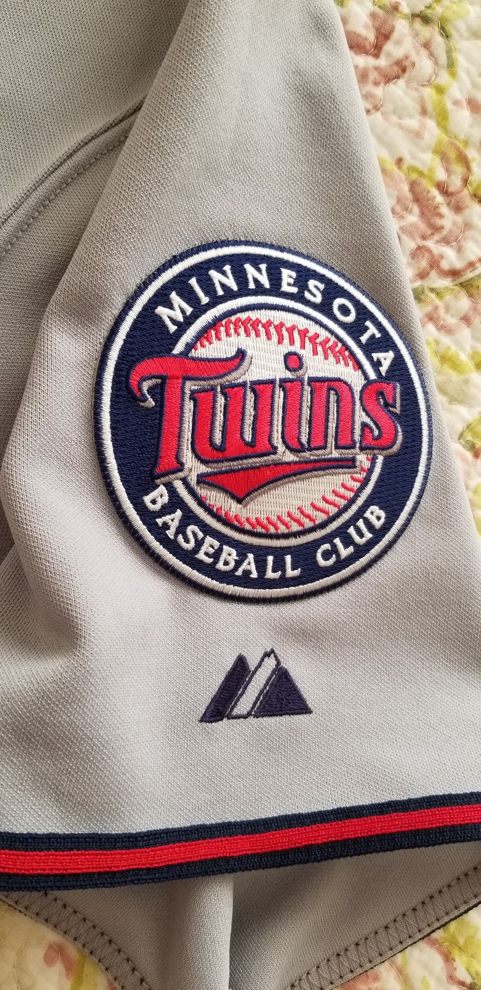 Minnesota Twins brand new jersey with tags