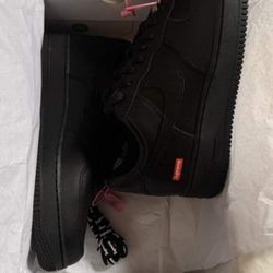 Supreme Black Air Forces